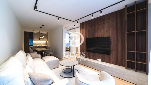 Stan, Troiposoban, Izdavanje, 130m2, Loznička