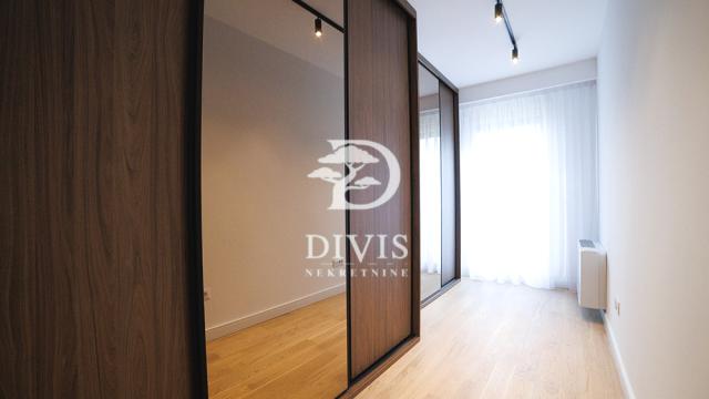 Stan, Troiposoban, Izdavanje, 130m2, Loznička