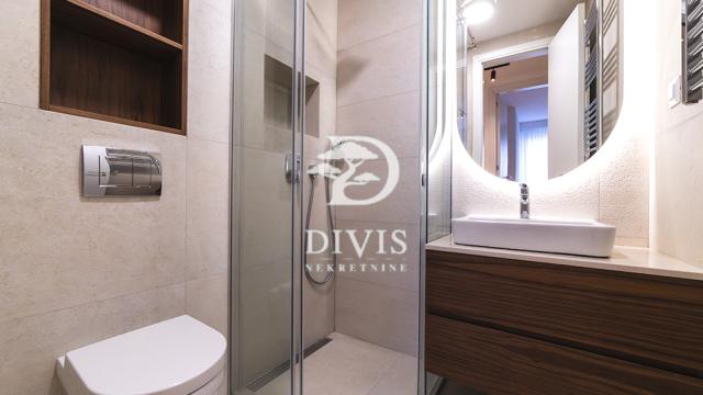 Stan, Troiposoban, Izdavanje, 130m2, Loznička