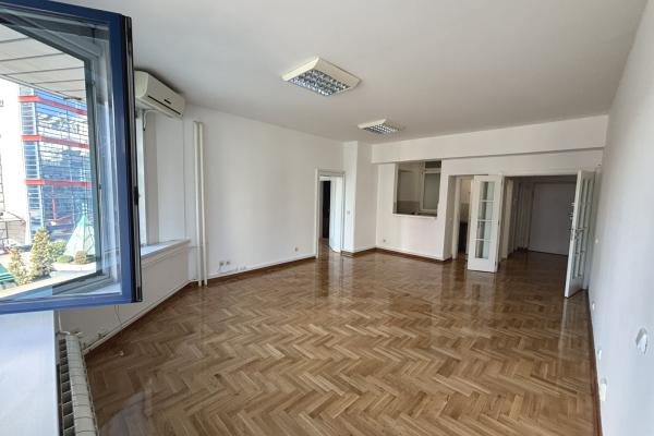 izdavanje, stanova,
beograd, 1042008, trosoban-bulevar-mihajla-pupina