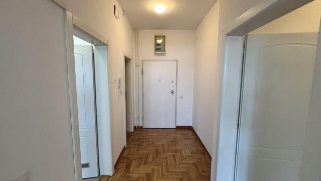 Stan, Trosoban, Izdavanje, 87m2, Bulevar Mihajla Pupina