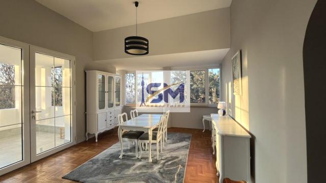 Stan, Petosoban, Izdavanje, 151m2, Dedinje, Savski venac, Kronštatska