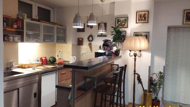 Stan, Petosoban, Prodaja, 101m2, Ekonomski fakultet, Savski venac, Karađorđeva