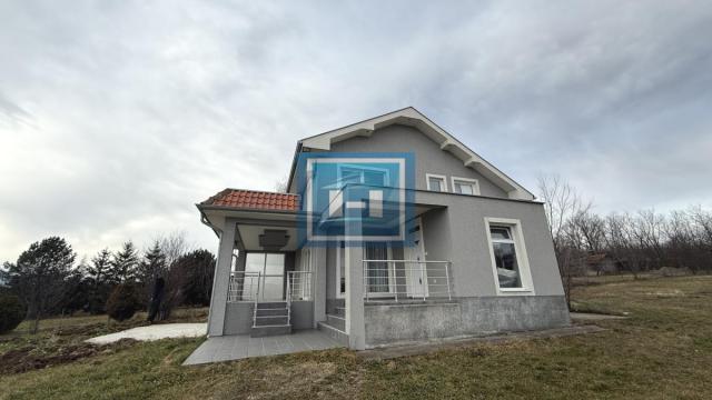 Kuća, Prodaja, 260m2, Lipar, Gradska lokacija, Jagodina