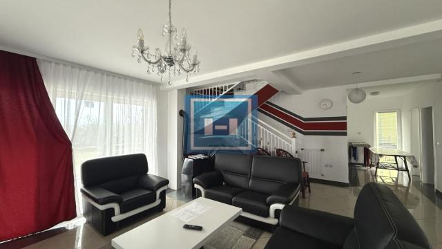 Kuća, Prodaja, 260m2, Lipar, Gradska lokacija, Jagodina