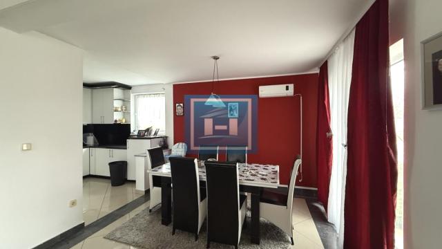 Kuća, Prodaja, 260m2, Lipar, Gradska lokacija, Jagodina