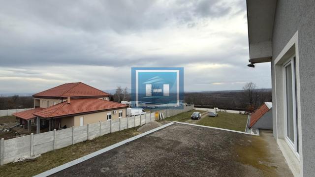 Kuća, Prodaja, 260m2, Lipar, Gradska lokacija, Jagodina