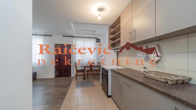 Stan, Jednoiposoban, Izdavanje, 41m2, Gornji grad, Zemun, Cara Dusana