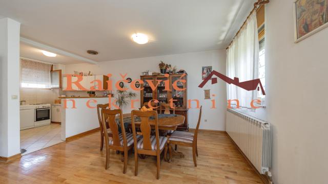 Stan, Petosoban, Prodaja, 142m2, Dedinje, Savski venac, Raska