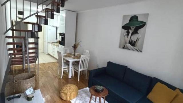 Stan, Dvoiposoban, Prodaja, 53m2, Senjak, Savski venac, Sitnička