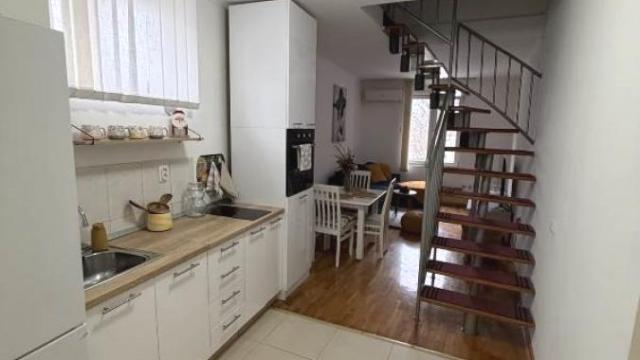 Stan, Dvoiposoban, Prodaja, 53m2, Senjak, Savski venac, Sitnička