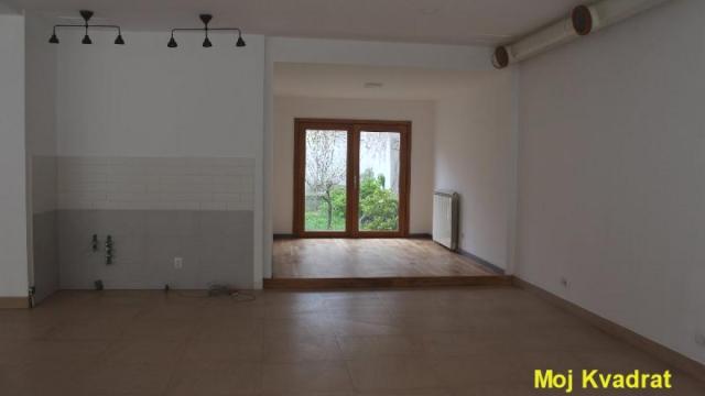 Poslovni prostor, Izdavanje, 117m2, Centar, Gradska lokacija, Mite Topalovića