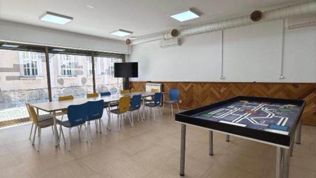 Poslovni prostor, Izdavanje, 117m2, Centar, Gradska lokacija, Mite Topalovića