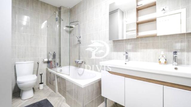 Stan, Trosoban, Prodaja, 72m2, Sazonova