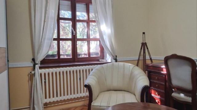 Kuća, Petosoban i veći, Prodaja, 213m2, Lesnina, Gradska lokacija, Lesnina