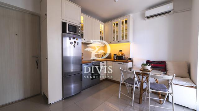 Stan, Trosoban, Prodaja, 42m2, Mileševska