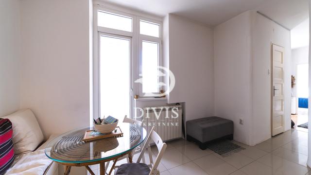 Stan, Trosoban, Prodaja, 42m2, Mileševska