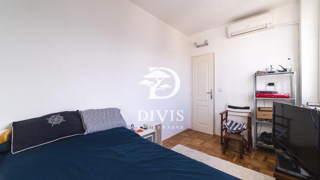 Stan, Trosoban, Prodaja, 42m2, Mileševska