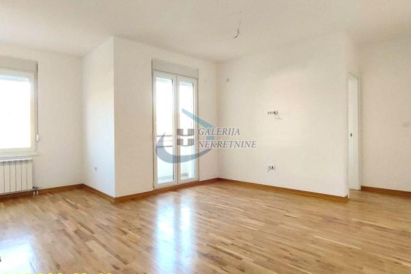 prodaja, stanova,
centar-rakovica-beograd, 1043690, dvoiposoban-kraljice-jelene