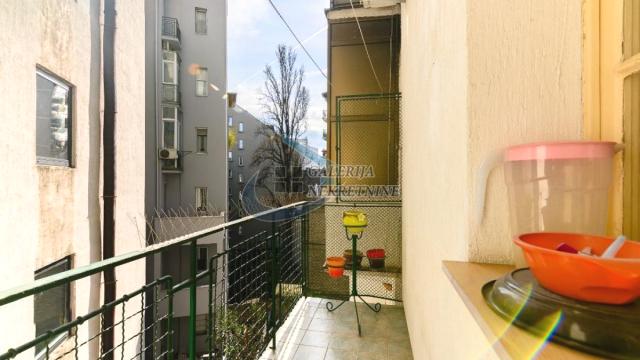 Stan, Trosoban, Prodaja, 85m2, Slavija, Vračar, Bulevar oslobođenja