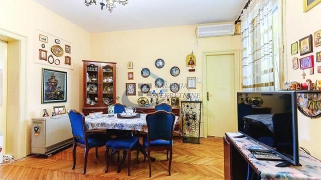 Stan, Trosoban, Prodaja, 85m2, Slavija, Vračar, Bulevar oslobođenja