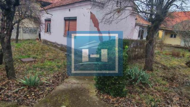 Kuća, Prodaja, 203m2, Okolno mesto, Paraćin