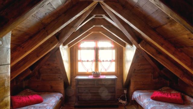 Kuća, Petosoban i veći, Prodaja, 280m2, Vrbica, Okolno mesto, Cegarska