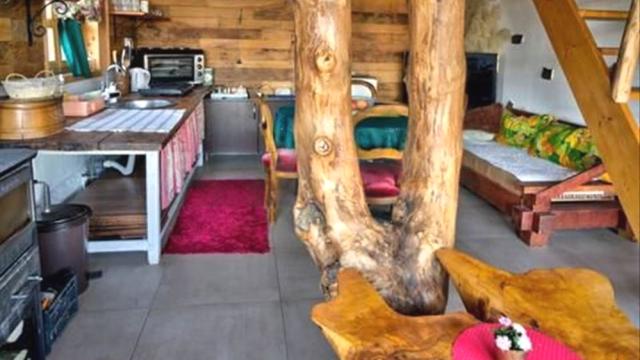 Kuća, Petosoban i veći, Prodaja, 280m2, Vrbica, Okolno mesto, Cegarska