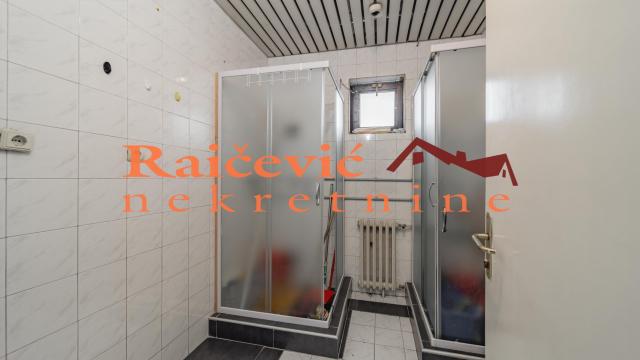 Poslovni prostor, Prodaja, 273m2, Banovo brdo, Čukarica, Pozeska