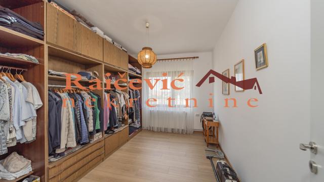 Kuća, Prodaja, 322m2, Mladenovac selo, Mladenovac, Smederevski put