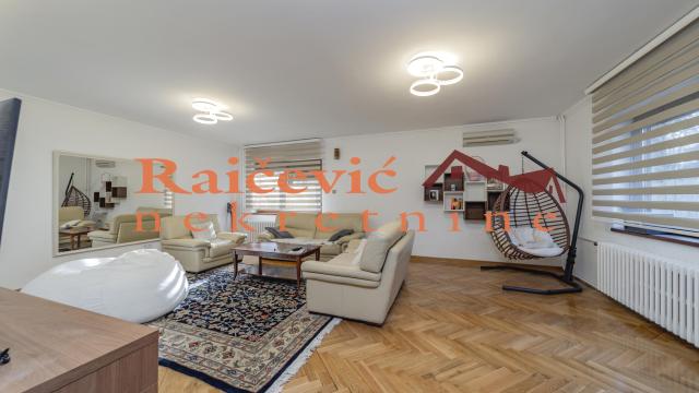 Kuća, četvorosoban, Izdavanje, 110m2, Dedinje, Savski venac, Koste Racina