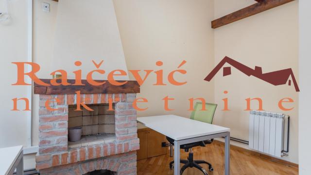 Poslovni prostor, Izdavanje, 239m2, Centar, Stari grad, Cara Urosa