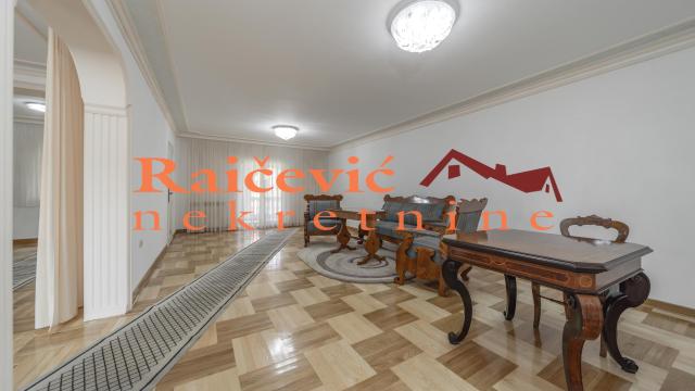 Kuća, Izdavanje, 544m2, Trošarina, Voždovac, Beranska