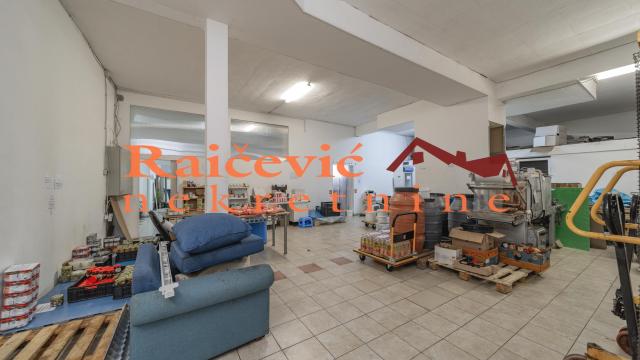 Poslovni prostor, Prodaja, 315m2, Vojvode Vlahovića, Voždovac, Vojvode Vlahovica
