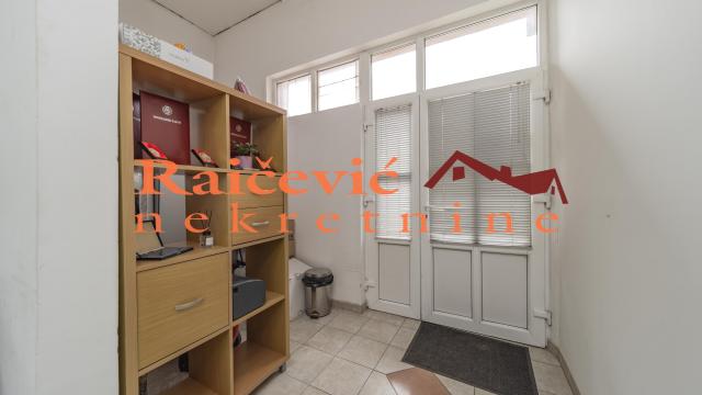 Poslovni prostor, Prodaja, 315m2, Vojvode Vlahovića, Voždovac, Vojvode Vlahovica