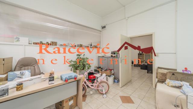 Poslovni prostor, Prodaja, 315m2, Vojvode Vlahovića, Voždovac, Vojvode Vlahovica
