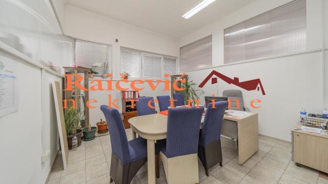 Poslovni prostor, Prodaja, 315m2, Vojvode Vlahovića, Voždovac, Vojvode Vlahovica