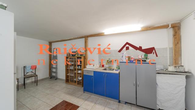 Poslovni prostor, Prodaja, 315m2, Vojvode Vlahovića, Voždovac, Vojvode Vlahovica