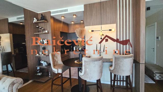 Stan, Dvosoban, Prodaja, 61m2, Blok 65, Novi Beograd, Omladinskih brigada