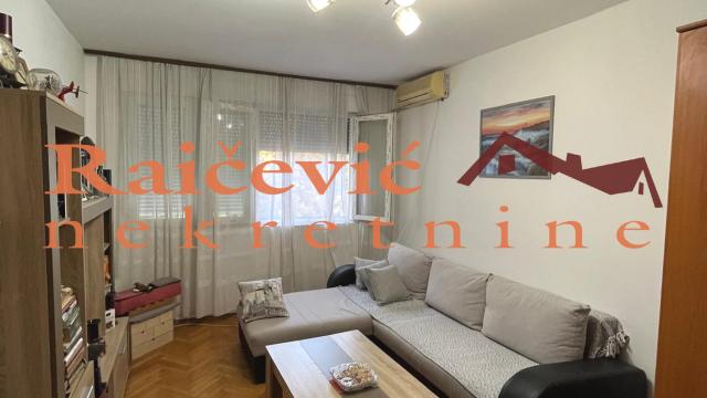 Stan, Trosoban, Prodaja, 66m2, Karaburma, Palilula, Salvadora Aljendea