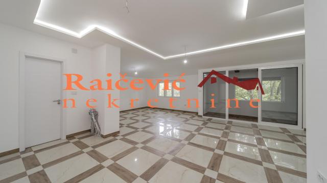 Stan, Trosoban, Prodaja, 83m2, Profesorska kolonija, Palilula, Mise Vujica