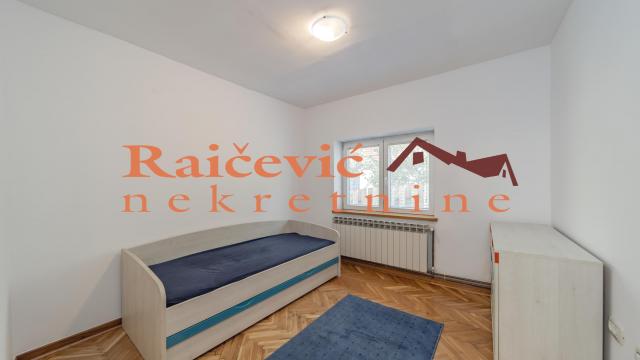 Stan, Trosoban, Izdavanje, 89m2, Višnjica, Palilula, Isaka Njutna