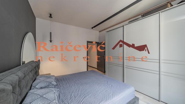 Stan, Trosoban, Prodaja, 83m2, Centar, Savski venac, Admirala Geprata