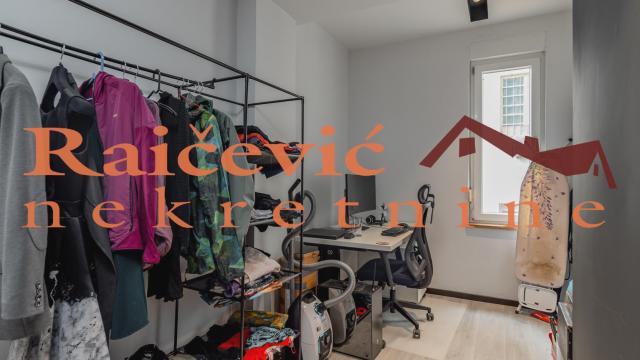 Stan, Trosoban, Prodaja, 83m2, Centar, Savski venac, Admirala Geprata