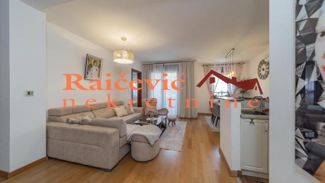 Stan, Troiposoban, Prodaja, 87m2, Crveni krst, Vračar, Vojislava Ilica