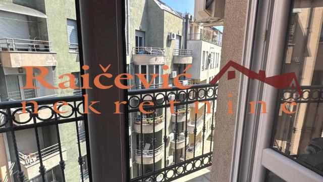 Stan, četvorosoban, Izdavanje, 97m2, Crveni krst, Vračar, Vojvode Supljikca