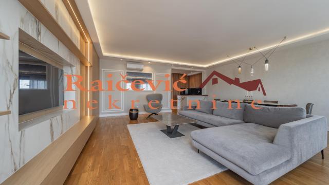 Stan, četvorosoban, Izdavanje, 98m2, Crveni krst, Vračar, Gajeva