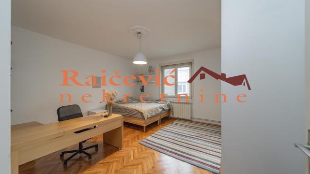 Stan, Trosoban, Prodaja, 68m2, Kalenić pijaca, Vračar, Molerova