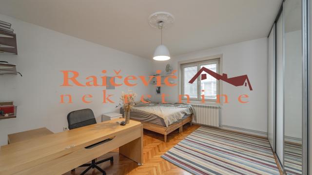 Stan, Trosoban, Prodaja, 68m2, Kalenić pijaca, Vračar, Molerova