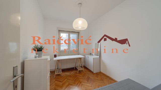 Stan, Trosoban, Prodaja, 68m2, Kalenić pijaca, Vračar, Molerova